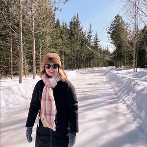 Meet your Posher, Emily